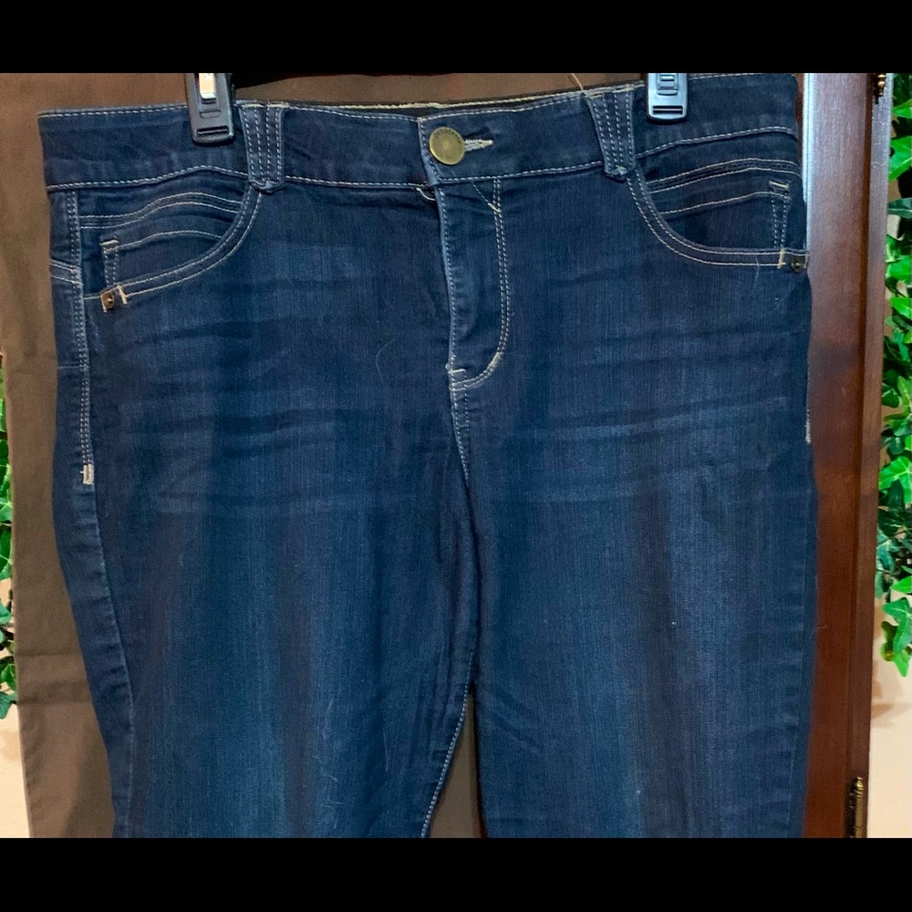 Size 14 Democracy Jeans